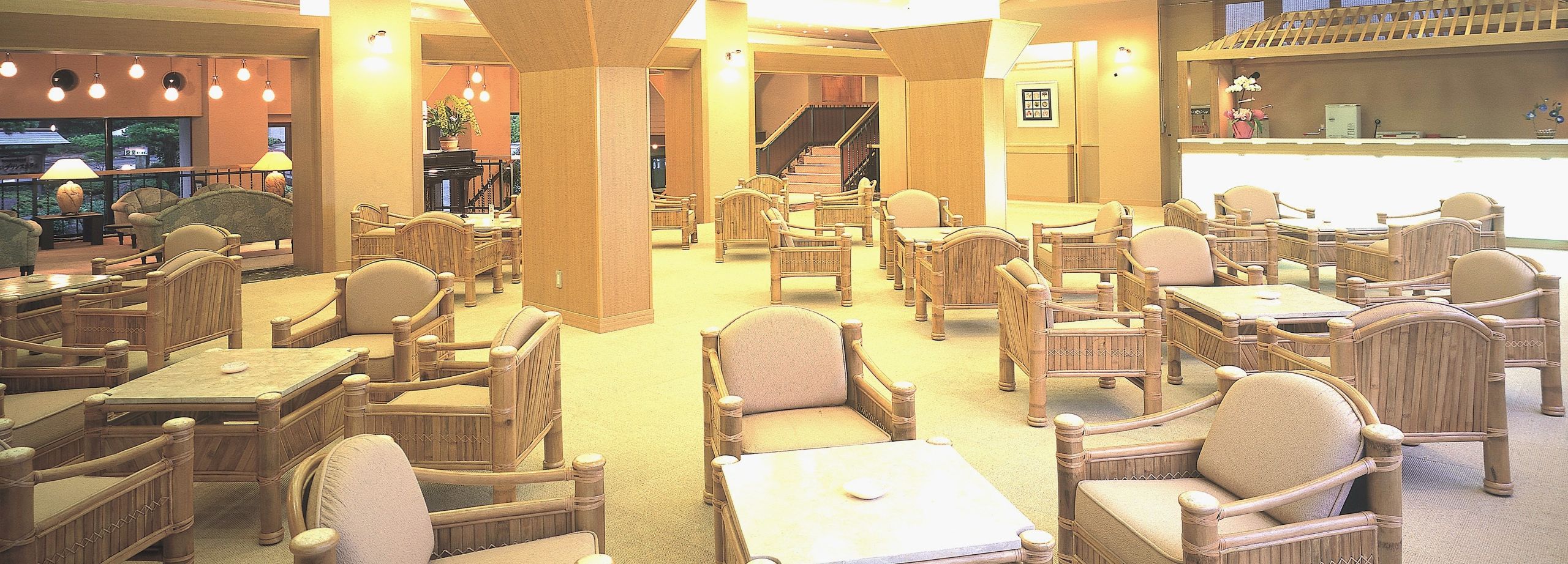 ホテルラウンジでカフェ出店・商品販売｜スペース利用無料キャンペーン【希望者募集中】